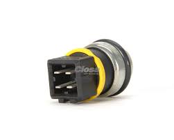 SENSOR TEMPERATURA REFRIGERANTE KEM VOLKSWAGEN COMBI 93/96 1.8 L DERBY (SOHC) 95/09 1.8 Y 2.0 L GOLF A3 93/96 1.8 Y 2.0 JETTA A3 4 CIL 1.8 2.0 LTS 93/96 CINTA AMARILLA INCLUYE JUNTA = 12098 TOMCO