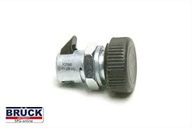 CHAPA DE GUANTERA BRUCK VOLKSWAGEN SEDAN 1600 Y FUEL INJECTION F/I SIN LLAVE = 111857131C BRUCK