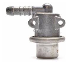 REGULADOR DE PRESION DE GASOLINA BRUCK VOLKSWAGEN COMBI 93/98 1.8L DERBY 98/09 1.8L GOLF A3 83/98 1.8L JETTA A3 93/99 1.8L  (CON BASE METÁLICA) = 21991 TOMCO