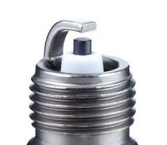 BUJIA AUTOLITE COBRE CHEVROLET CHRYSLER DODGE FORD PRECIO POR PIEZA = RV15YC4 RV17YC RBL17YRV19YC CHAMPION COBRE = 3018 3025 CHAMPION PLATINO = 7018 CHAMPION DOBLE PLATINO = NO CUENTA CON REFERENCIA CHAMPION IRIDIUM