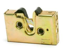 CHAPA DE PUERTA DELANTERA IZQUIERDA BRUCK VOLKSWAGEN ATLANTIC 17L Y 18L 81/87 CARIBE 1.6L 1.7L Y 1.8L 77/87 JETTA A2 1.8L 88/92 GOLF A2 1.8L 88/92 CORSAR 1.8L 85/88 = 327837015B BRUCK