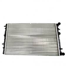 RADIADOR AGUA ALUMINIO RASA VOLKSWAGEN GOL 1.6L 08/170 CROSSFOX 1.6L 03/10 LUPO 1.6L 05/10 SAVEIRO 1.6L 10/17 TRANSMISION MANUAL CON AIRE ACONDICIONADO = 36120M RASA