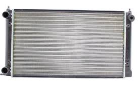 RADIADOR AGUA ALUMINIO VALEO VOLKSWAGEN CARIBE 1.6L Y 1.8L 4CIL 83/92 ATLANTIC 1.6L Y 1.8L 4CIL 83/92 GOLF A2 1.6L Y 1.8L 4CIL 83/92 JETTA A2 1.6L Y 1.8L 4CIL 83/92 TUBO REDONDO SIN AIRE ACONDICIONADO = 35313 RASA