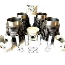 CONJUNTO DE MOTOR MORESA VOLKSWAGEN SEDAN 1992/2004 FUEL INYECTION F/I INCLUYE ANILLOS CROMADOS = CA8341600 MORESA