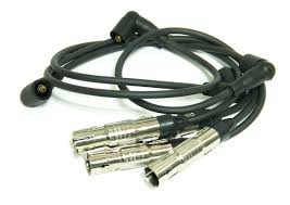 JGO CABLES BUJIA BERU AZUL VOLKSWAGEN POINTER 1.8L 04/09 SEAT IBIZA 1.6L Y 2.0 09/15 DERBY 1.8L 06/09 GOL 1.6L 09/17 LUPO 1.6L 05/09 SAVEIRO 1.6L 10/17 SPORTVAN 07/10 1.6L VAN 06/09 1.8L  SIN DISTRIBUIDOR 4 CABLES CON DISEÑO DE BRINCADOR