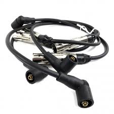 JGO CABLE DE BUJIAS BERU AZUL VOLKSWAGEN JETTA A4 CLÁSICO 2.0L 10/15 JETTA A6 2.0L 11/16 POLO 1.6L Y 2.0L 03/07 DISEÑO CON BRINCADOR = L1173 L1174 KEM AMARILLO (7MM) = NO DIPONIBLE KEM AMARILLO (8MM) = CB278 CB291 KEM DORADO