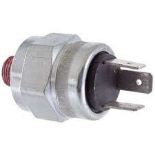 BULBO DE FRENOS (STOP) ROADSTAR VOLKSWAGEN SEDAN 1.6L 3 PATAS = 113945515G BRUCK