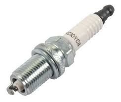 BUJIA CHAMPION COBRE CHRYSLER CHEVROLET DODGE HONDA HYUNDAI VOLKSWAGEN FAW SUZUKI PONTIAC TOYOTA PRECIO  POR PIEZA = RC10YC4 RC9YC4 RC9MC4 CHAMPION COBRE = 3346 3344 CHAMPION PLATINO = 7346 RC10PYP4 7543 CHAMPION DOBLE PLATINO = 9001 9002 CHAMPION IRIDIUM
